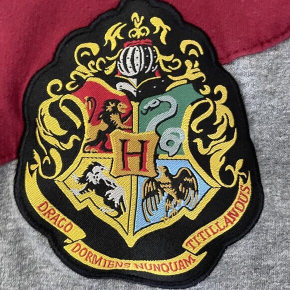 HARRY POTTER Adult Size Small “ THE WIZARDING WORLD “  HOGWARTS HOODIE JACKET - Picture 2 of 5